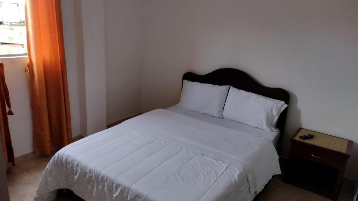Hotel Del Parque Velez Екстериор снимка